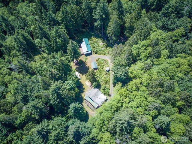 1671 E Sunset Hill Road, Shelton, WA 98584