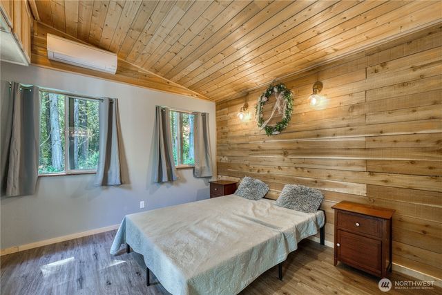 1671 E Sunset Hill Road, Shelton, WA 98584