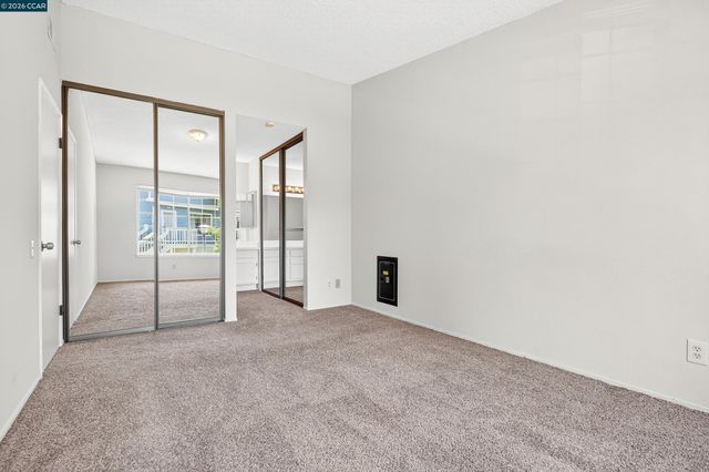 15 Glenwood, Hercules, CA 94547