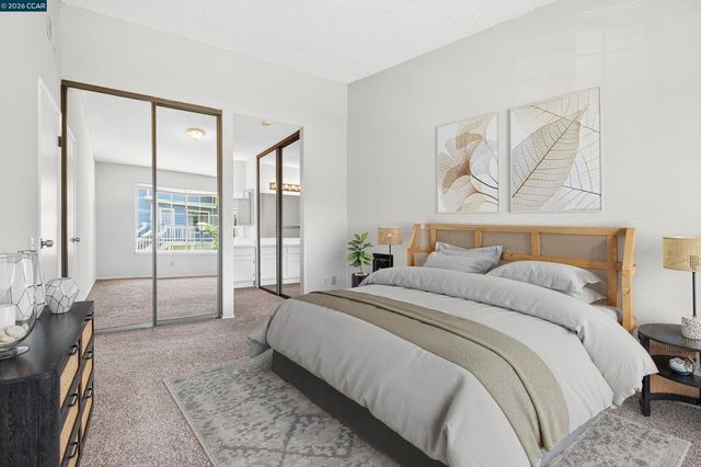 15 Glenwood, Hercules, CA 94547