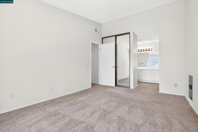 15 Glenwood, Hercules, CA 94547