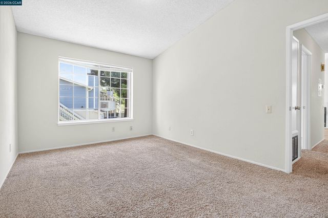 15 Glenwood, Hercules, CA 94547