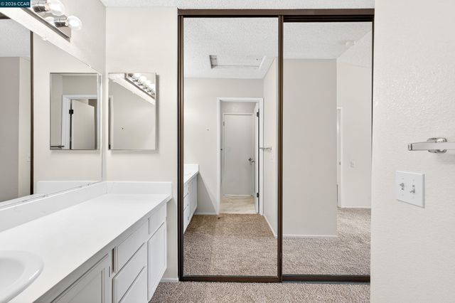 15 Glenwood, Hercules, CA 94547