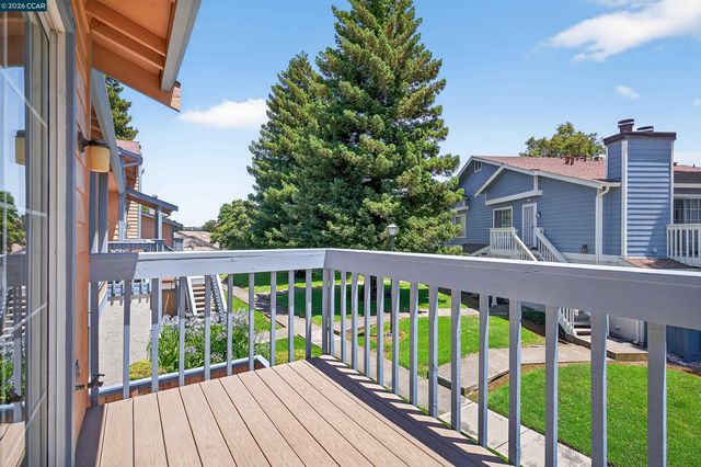 15 Glenwood, Hercules, CA 94547