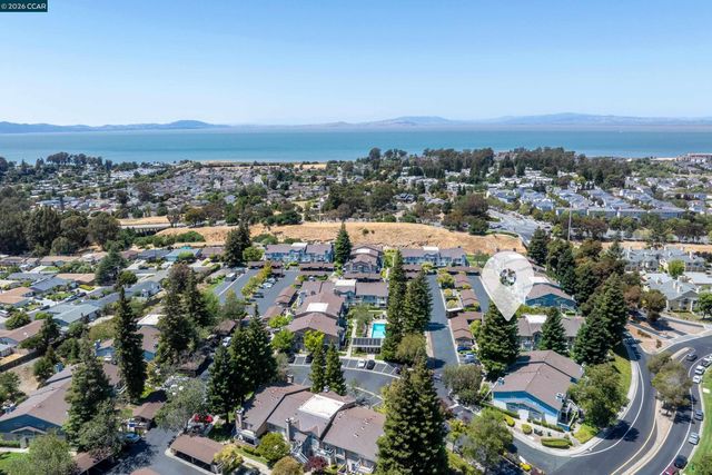 15 Glenwood, Hercules, CA 94547