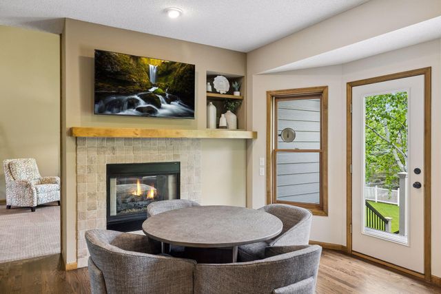 3362 Charleston Drive, Woodbury, MN 55129