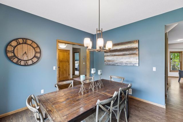 3362 Charleston Drive, Woodbury, MN 55129
