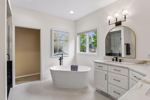 3362 Charleston Drive, Woodbury, MN 55129