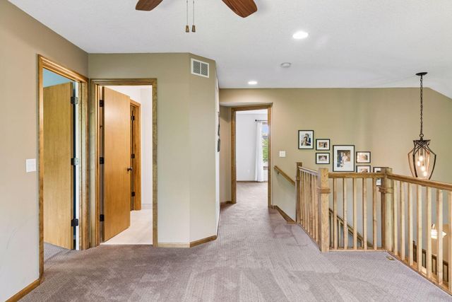 3362 Charleston Drive, Woodbury, MN 55129