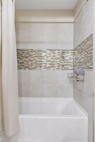 3362 Charleston Drive, Woodbury, MN 55129
