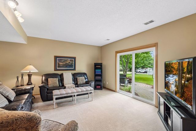 3362 Charleston Drive, Woodbury, MN 55129