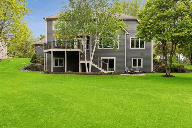 3362 Charleston Drive, Woodbury, MN 55129