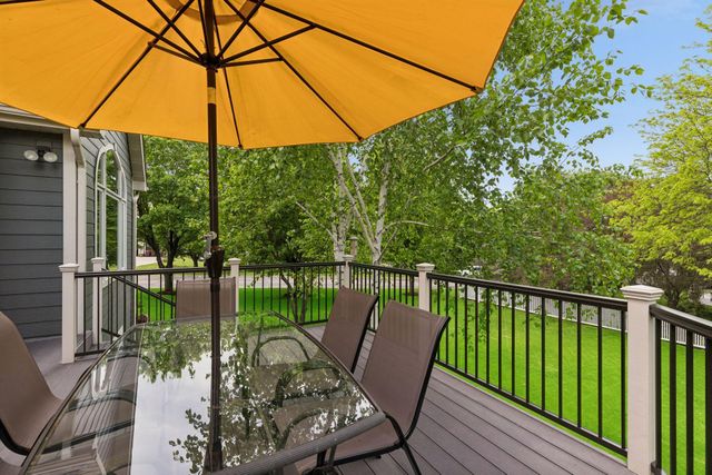 3362 Charleston Drive, Woodbury, MN 55129
