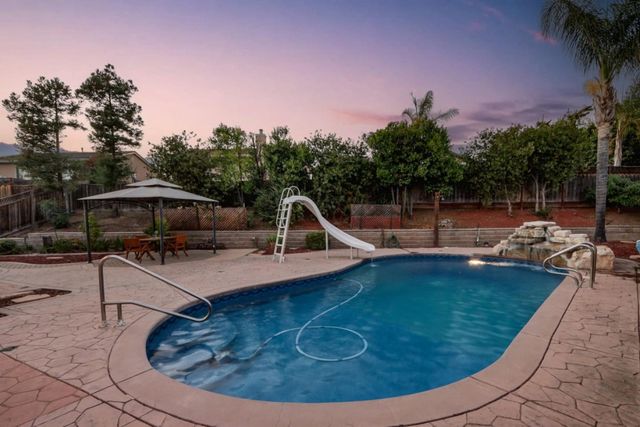 1740 Brentwood Court, Hollister, CA 95023