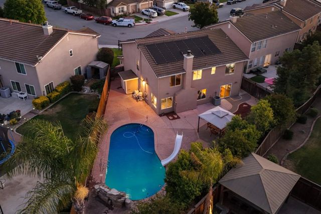 1740 Brentwood Court, Hollister, CA 95023