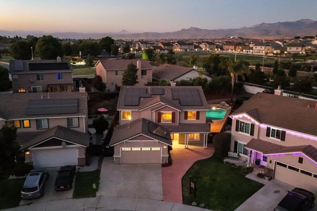 1740 Brentwood Court, Hollister, CA 95023