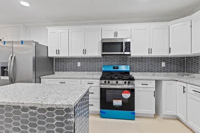 14 South Fairview, Johnston, RI 02919