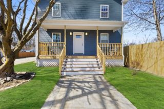 14 South Fairview, Johnston, RI 02919