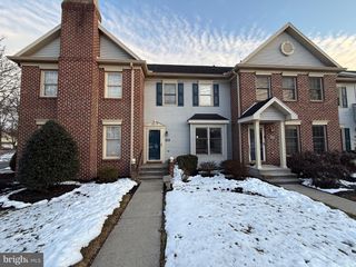 5412 OXFORD DR, Mechanicsburg, PA 17055