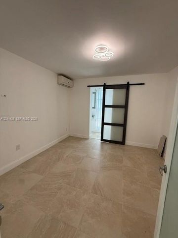 1047 NE 84th St, Miami, FL 33138