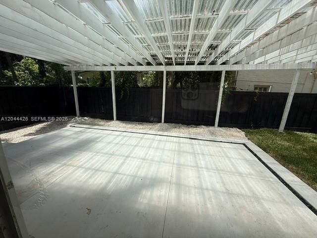1047 NE 84th St, Miami, FL 33138