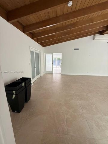 1047 NE 84th St, Miami, FL 33138