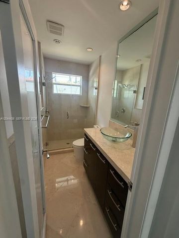 1047 NE 84th St, Miami, FL 33138