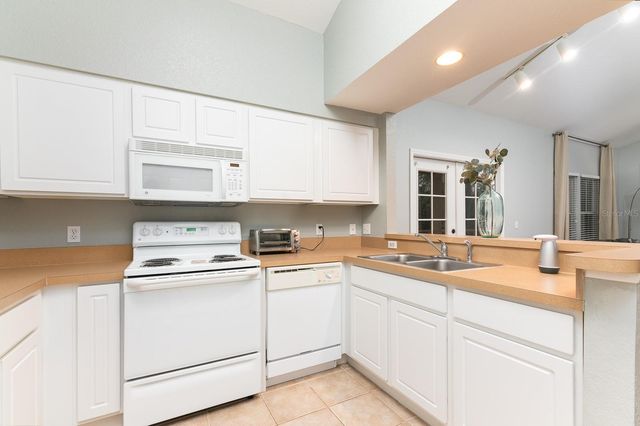 4850 SW 91ST TERRACE 301, Gainesville, FL 32608