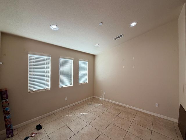 4648 W Harvard Avenue, Fresno, CA 93722