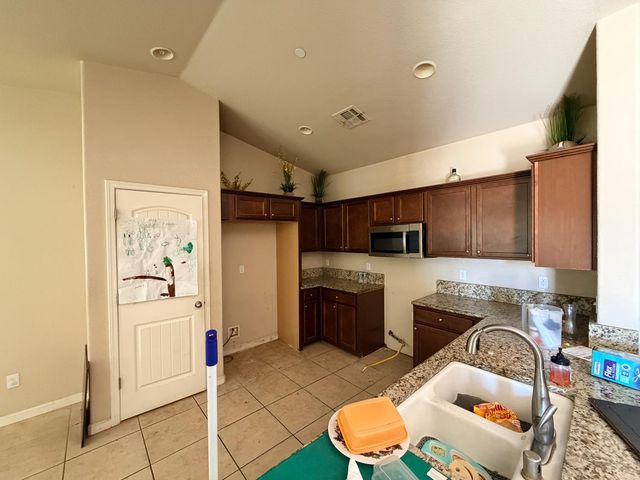 4648 W Harvard Avenue, Fresno, CA 93722