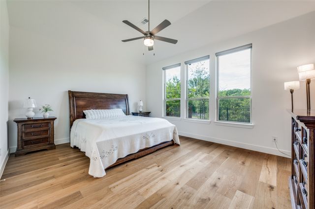 616 Saddle Crest Drive, Aubrey, TX 76227