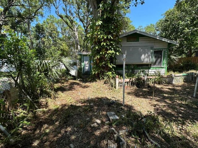 2026 SEMINOLE BOULEVARD S, St Petersburg, FL 33705