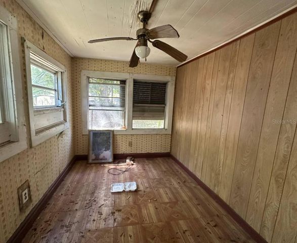 2026 SEMINOLE BOULEVARD S, St Petersburg, FL 33705