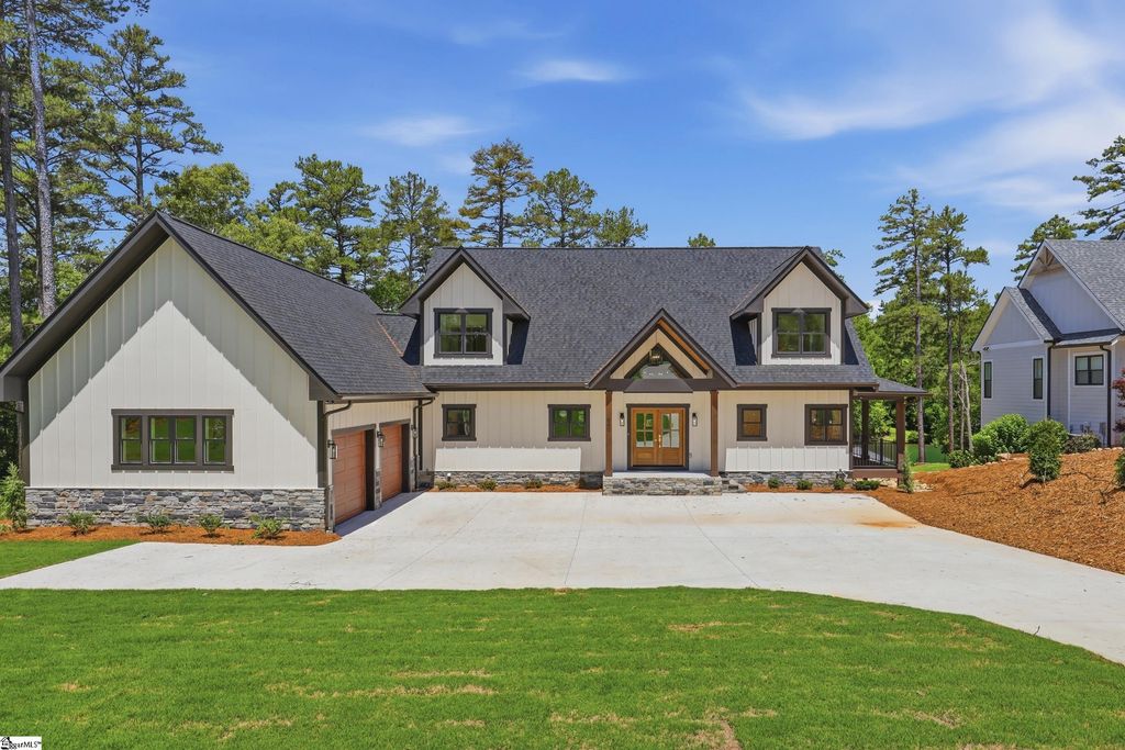 640 Crooked Trace Lane, Seneca, SC 29672