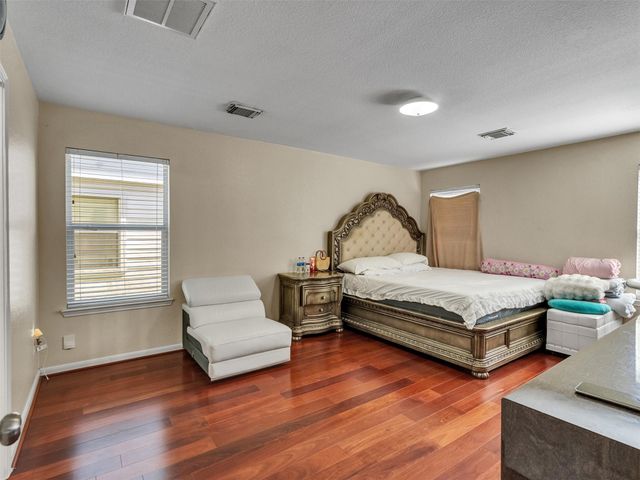 13107 Dawn Hollow Lane, Houston, TX 77072