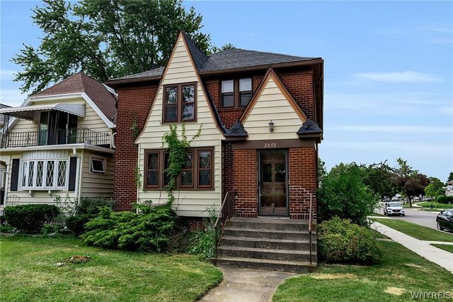 2549 Genesee Street, Cheektowaga, NY 14225