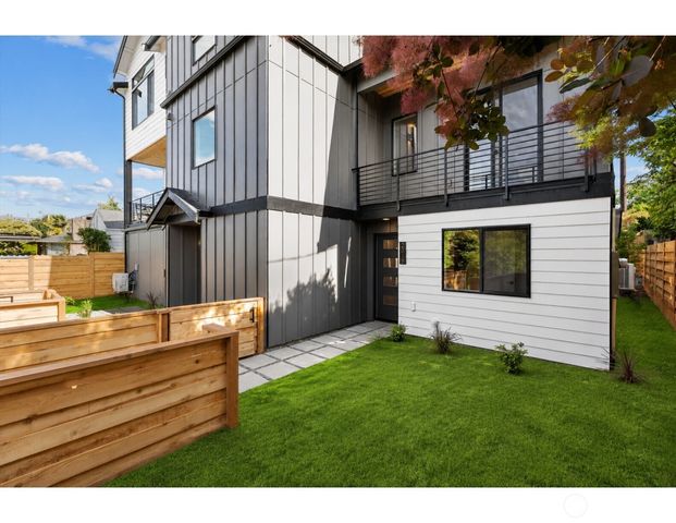 2615 NW 87th Street, Seattle, WA 98117