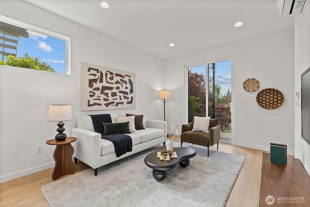 2615 NW 87th Street, Seattle, WA 98117