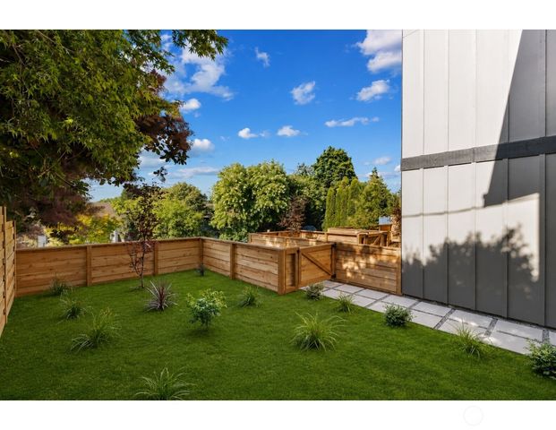 2615 NW 87th Street, Seattle, WA 98117