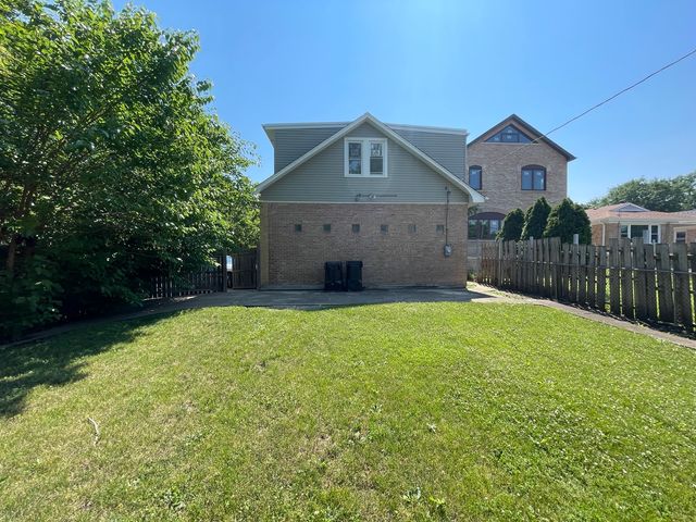 2234 N Neva Avenue, Chicago, IL 60707