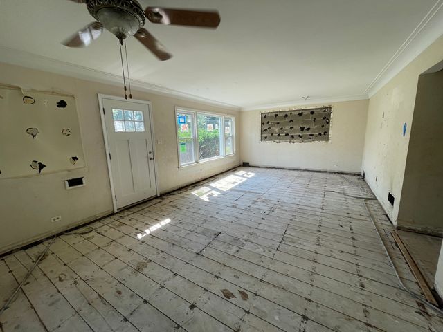 2234 N Neva Avenue, Chicago, IL 60707