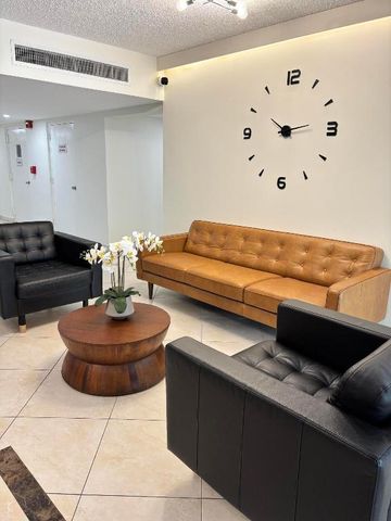 3960 Oaks Clubhouse Drive 401, Pompano Beach, FL 33069