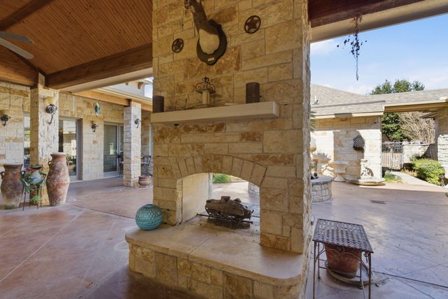 3506 Hopper Court, Granbury, TX 76048