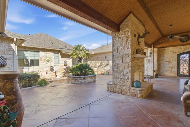 3506 Hopper Court, Granbury, TX 76048