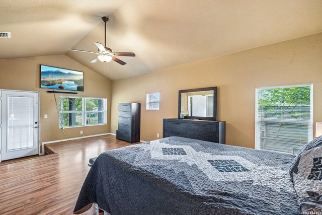 4229 & 4225 Mansion, Von Ormy, TX 78073