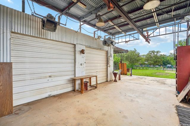 4229 & 4225 Mansion, Von Ormy, TX 78073