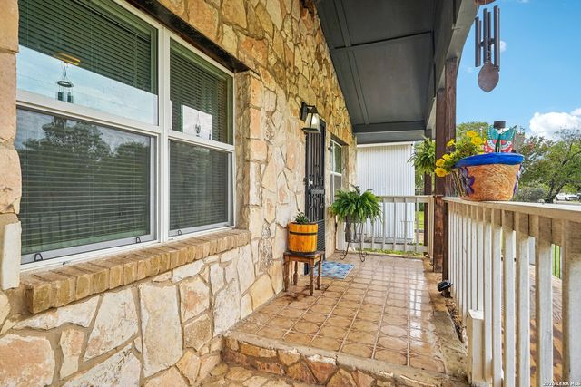 4229 & 4225 Mansion, Von Ormy, TX 78073