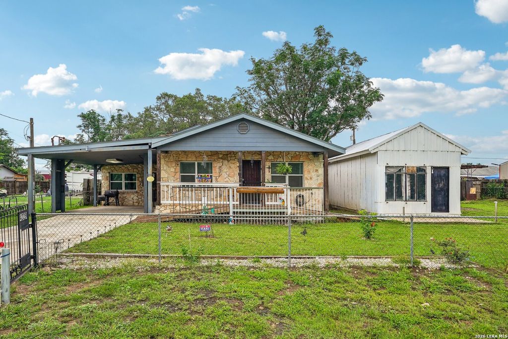 4229 & 4225 Mansion, Von Ormy, TX 78073