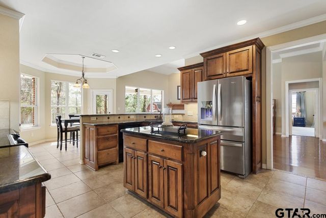 522 Susie, Chandler, TX 75758