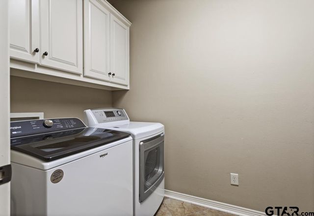 522 Susie, Chandler, TX 75758